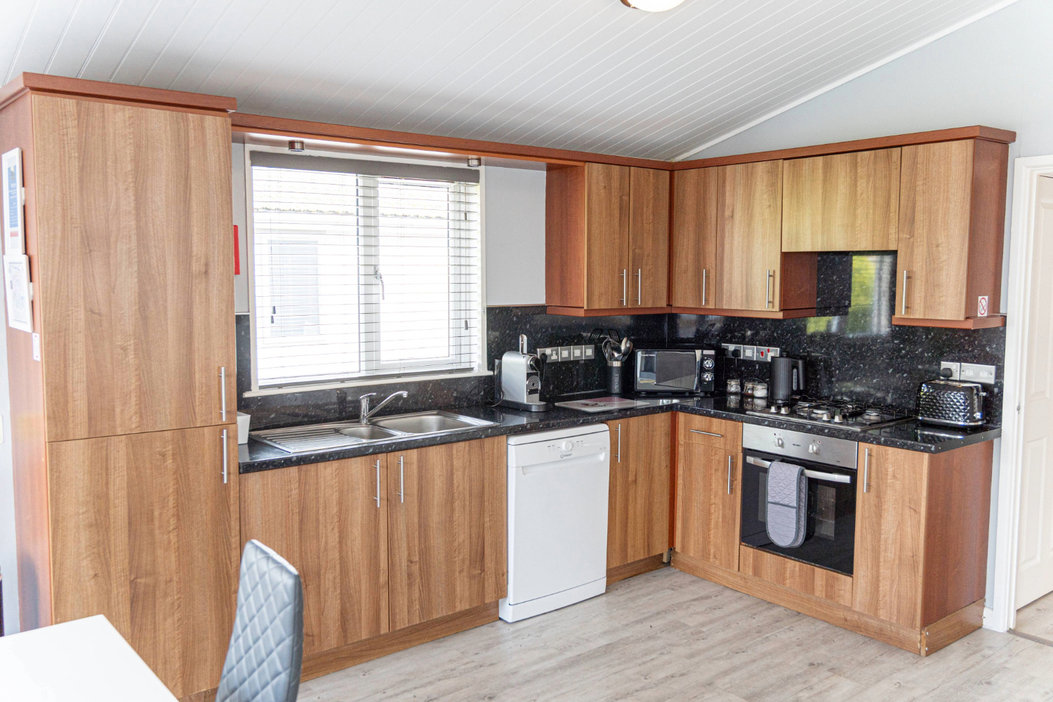 Spacious kitchen